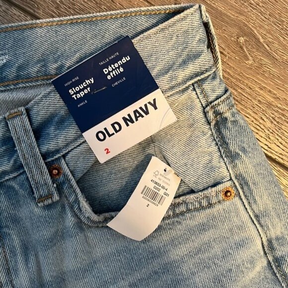 Old navy High-Waisted Button-Fly Slouchy Taper Cut-Off Non-Stretch Ankle Jeans 2 - Picture 3 of 6